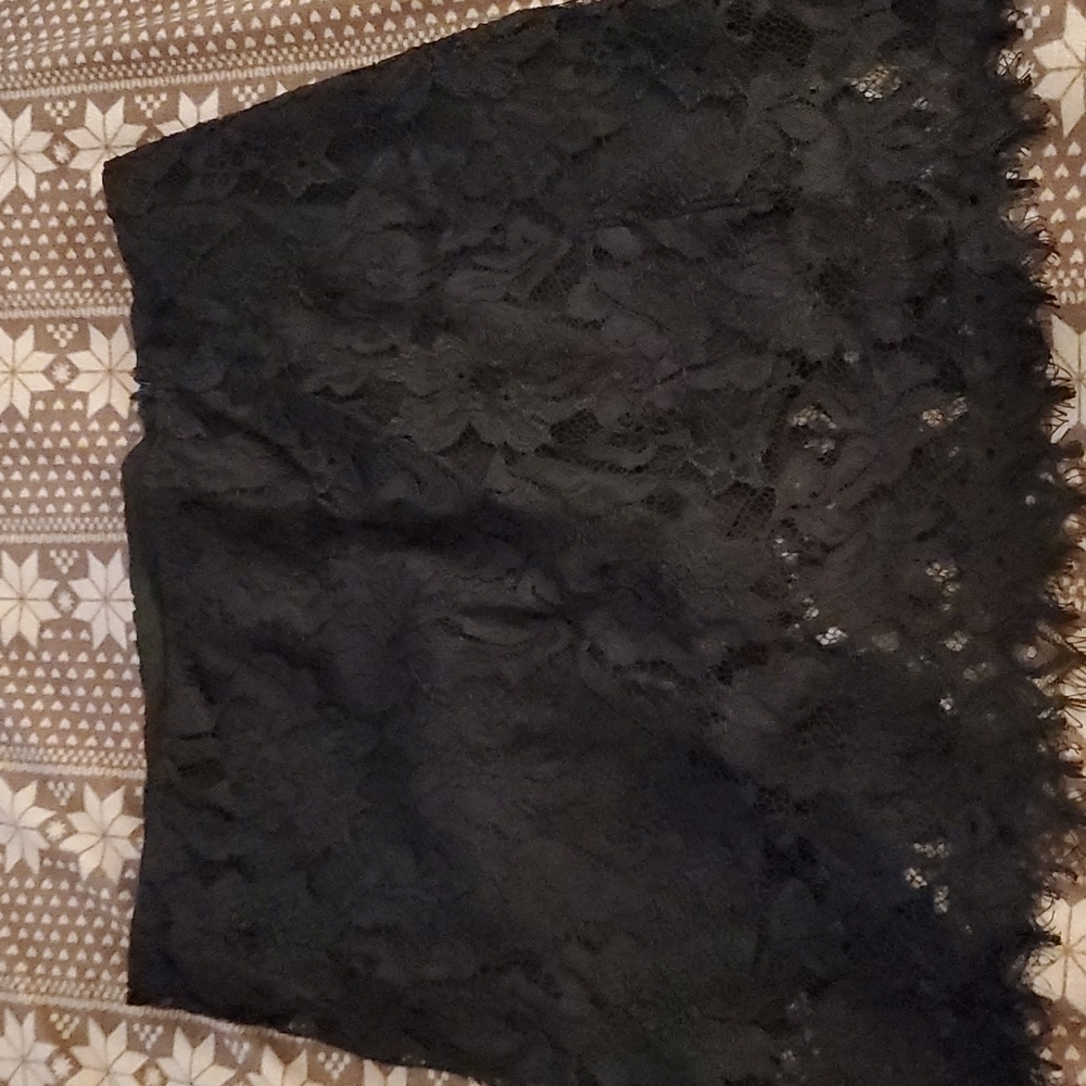 BB Dakota black lace skirt